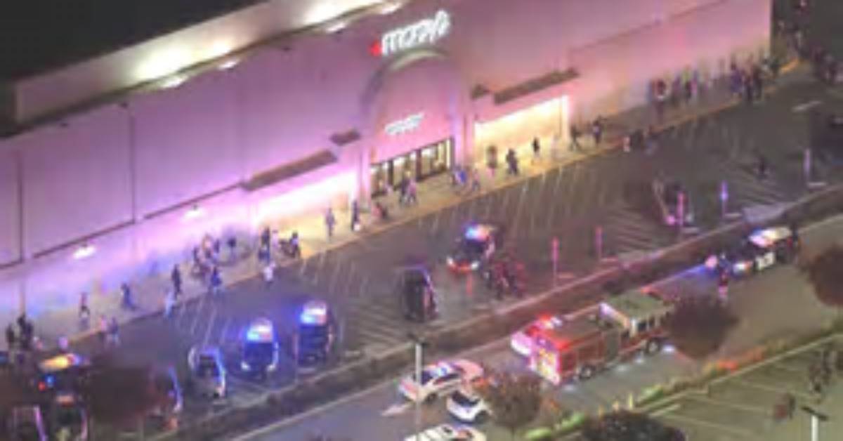 1 Person Injured in Black Friday Shooting at N. C. Walmart, Shooter Flees During Evacuation