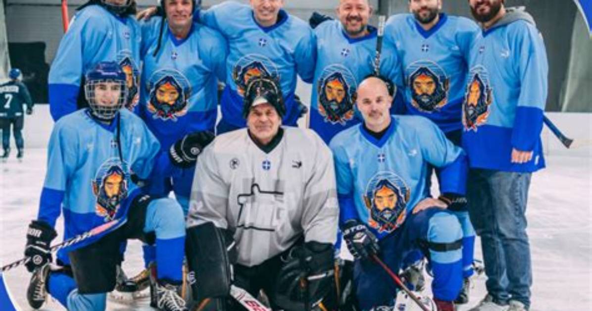A Tale of Two Hockey Titans and Family Ties