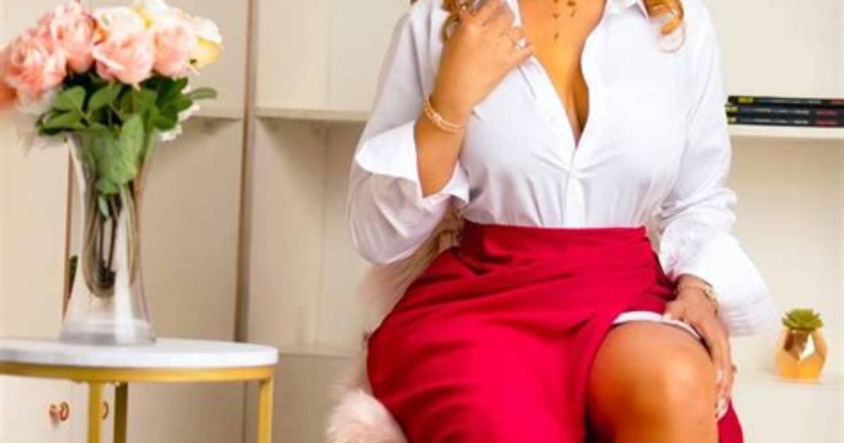 Actress Chika Ike Stir Reactions as She Shows off Her Beauty in All-Blue Outfit