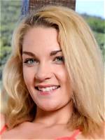 Ally Gooch Height, Weight, Net Worth, Age, Birthday, Wikipedia, Who, Nationality, Biography