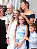 Are Jen Garner and James Garner Related?