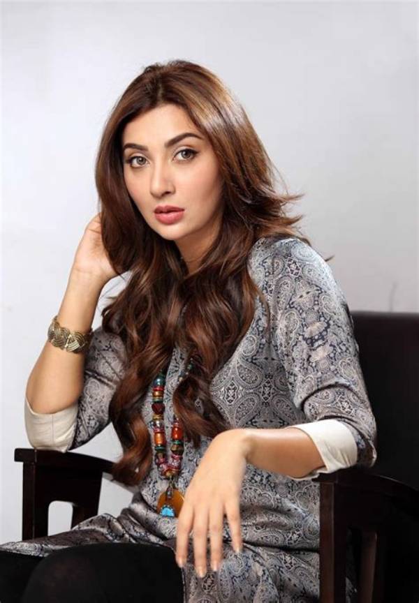 Ayesha Khan: the Versatile Star of Pakistan's Entertainment Industry