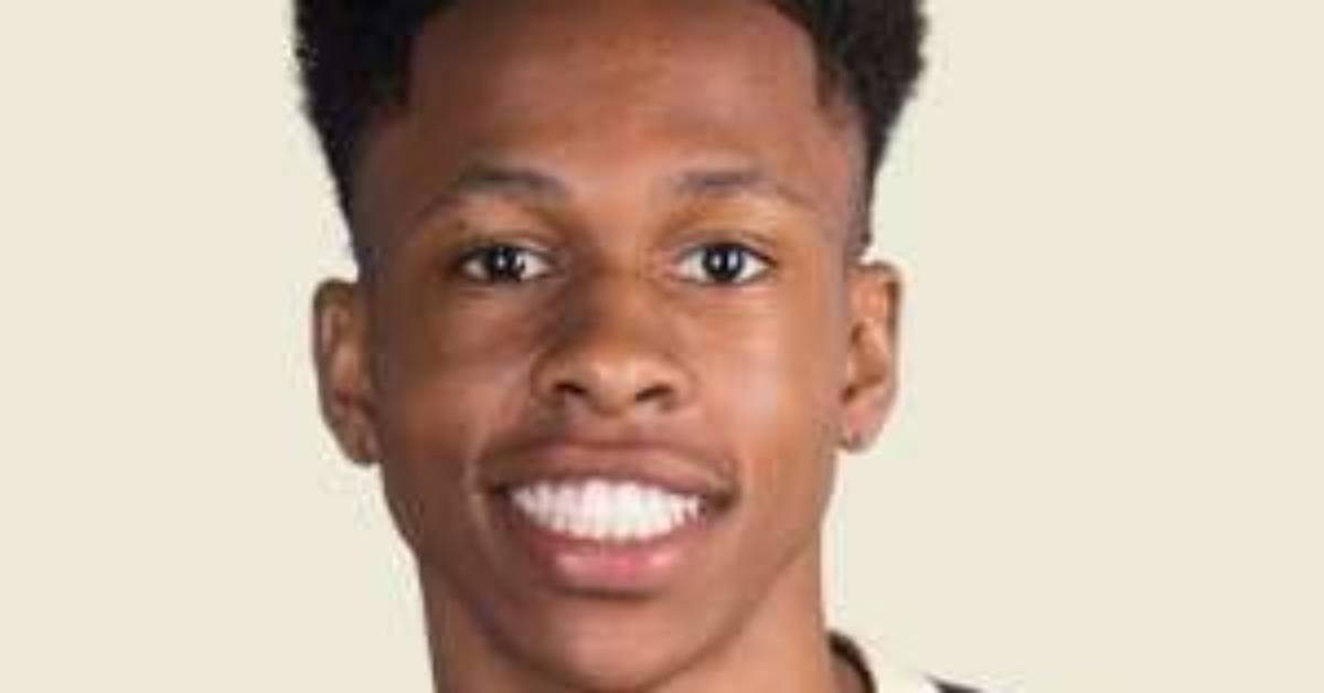 B. Artis White Height, Weight, Net Worth, Age, Birthday, Wikipedia, Who, Nationality, Biography