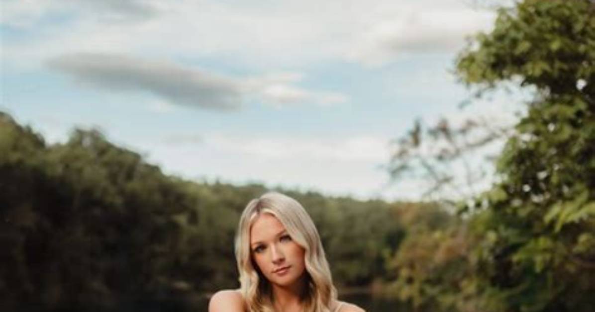 Barefoot Senior Portrait: Celebrating Milestones with Natural Elegance
