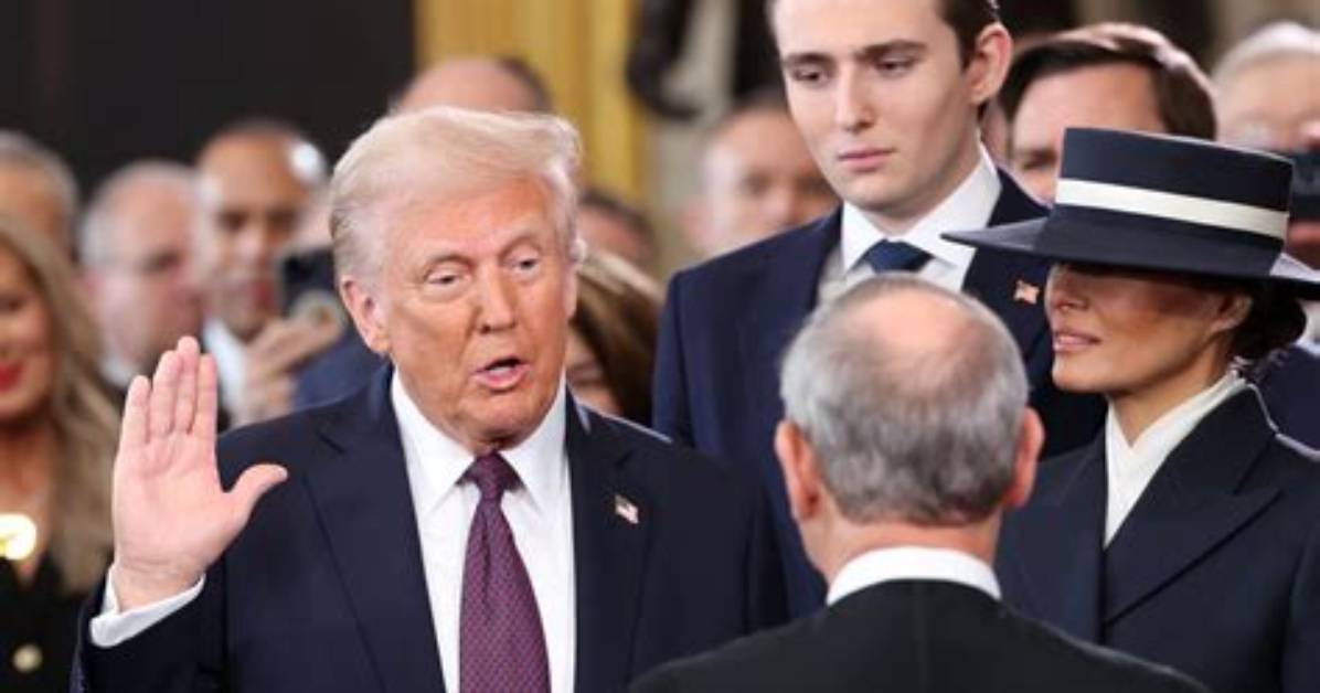 Barron's: Caterpillar Could Crush Trump's Infrastructure Plans