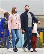 Ben Affleck's Daughter Wearing Mask: a Glimpse into Family Life