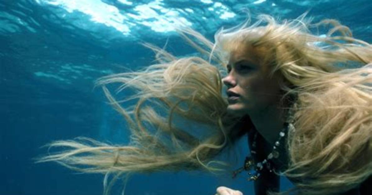 Daryl Hannah: a Dive into Her Youth and Iconic Role in Splash
