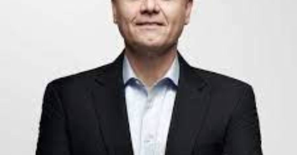 Discover Darius Adamczyk's Net Worth and Untold Riches