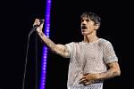 Discover the Latest Scoop on Kiedis and His Girlfriend