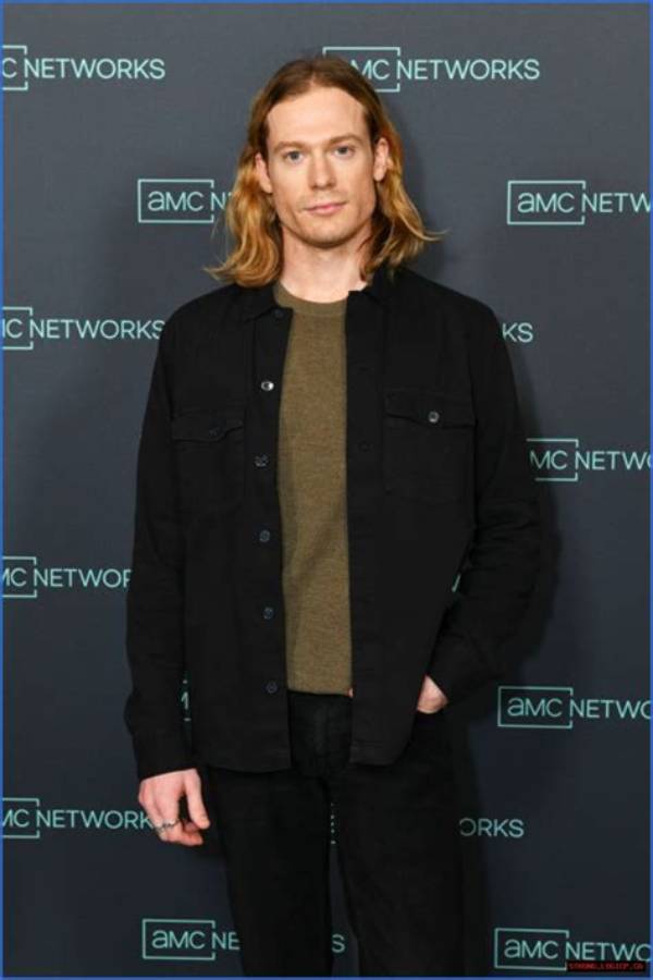 Discovering Sam Reid: the Actor's Height and More