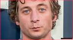 Discovering the Heights of Jeremy Allen White: How Tall Is He in Feet?