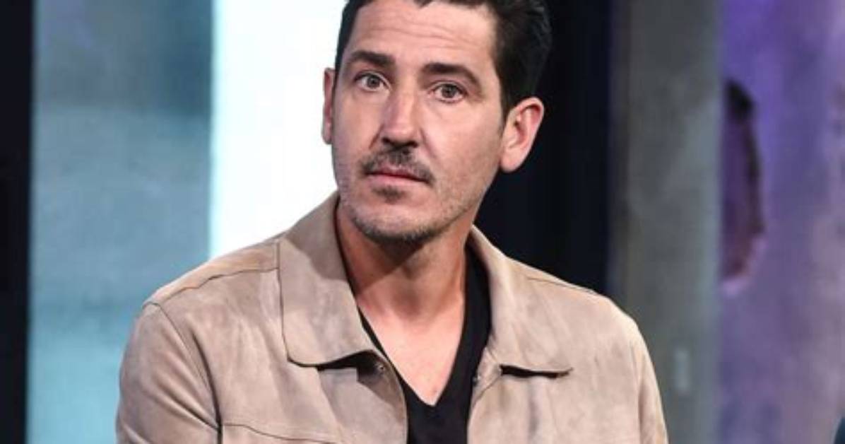 Dive into Jonathan Knight's Millions: Exploring His Staggering Net Worth