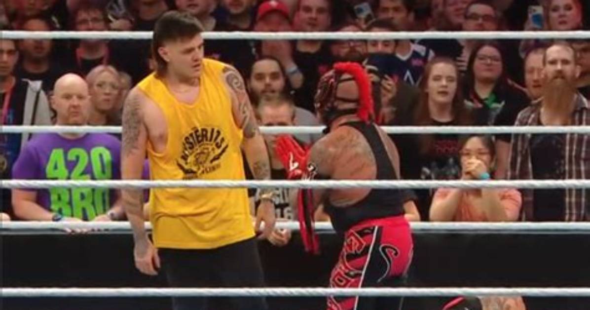 Does Dominik Mysterio Really Hate His Dad? a Glance at Wrestling Family Tree