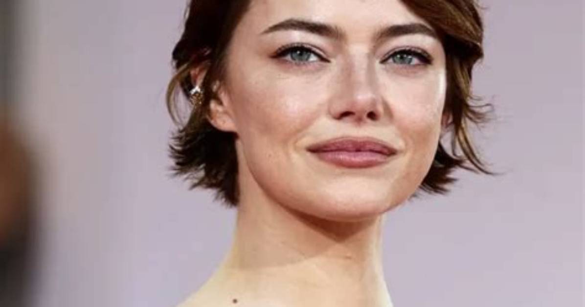 Emma Holland Height, Weight, Net Worth, Age, Birthday, Wikipedia, Who, Nationality, Biography