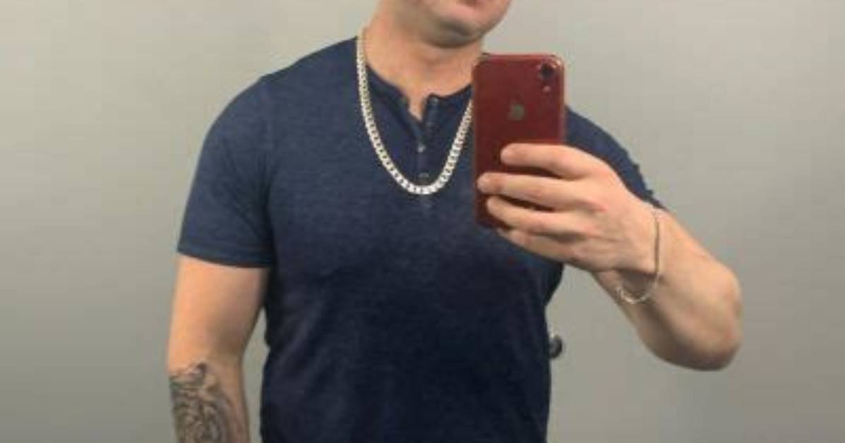Evan Kardon Is Accused of Texting Minor Girls on Instagram