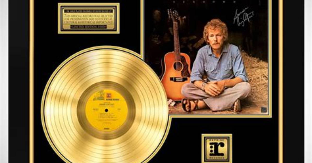 Get the Scoop on Gordon Lightfoot's Wife's Age