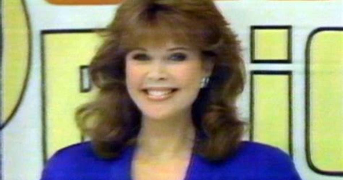 Holly Hallstrom Height, Weight, Net Worth, Age, Birthday, Wikipedia, Who, Nationality, Biography