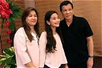 Honeylet Avancena's Astonishing Age: a Closer Look