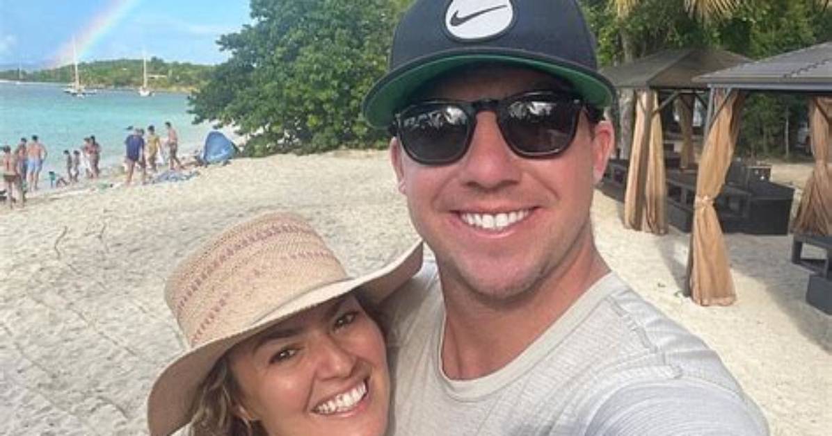 Is Amanda Balionis Still Married?