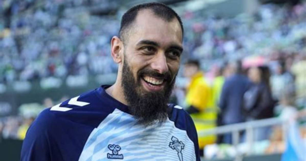 Is Borja Iglesias Gay?