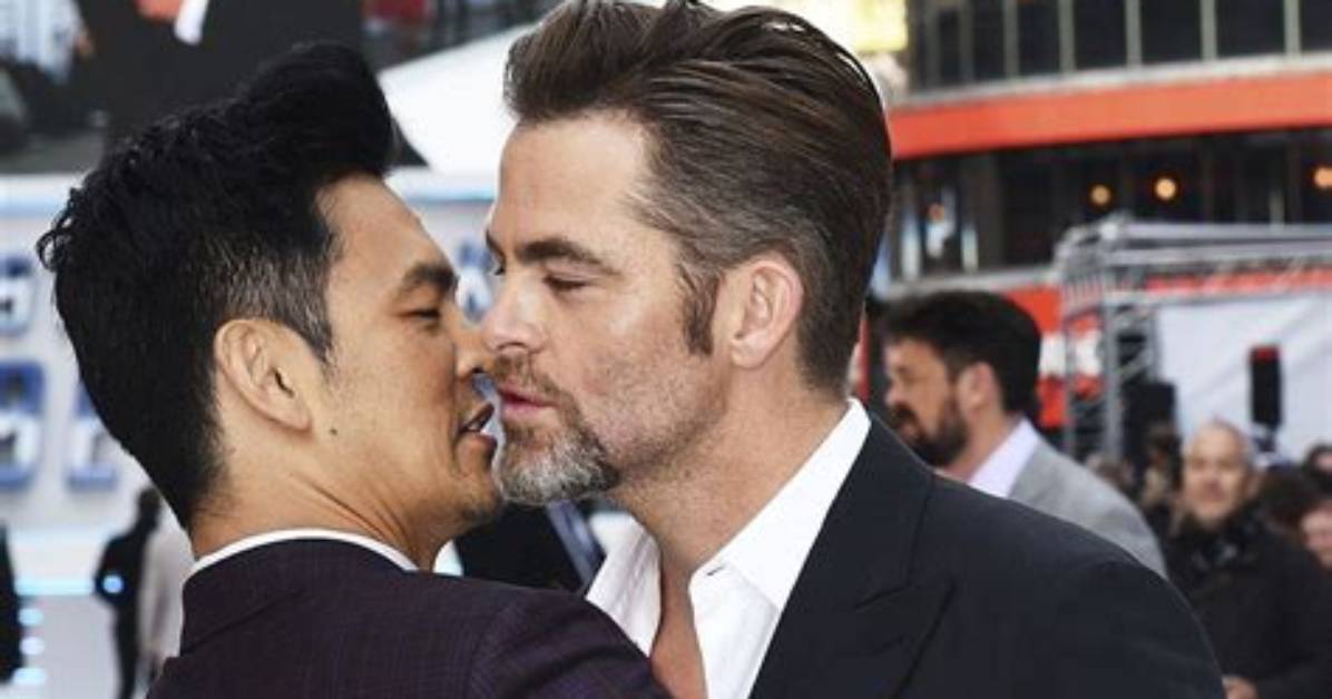 Is Chris Pine Gay? His Sexuality and Dating Life Details