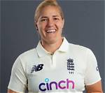Is Katherine Brunt Lesbian? Meet Wife Nat Sciver, Age Gap and Relationship Timeline