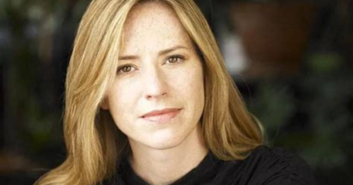Is Laurie Elliott Married? Her Bio, Age, Husband and Net Worth