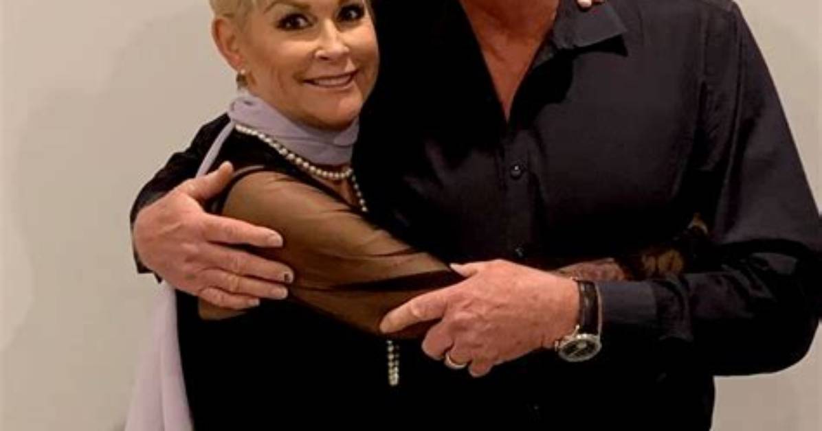 Is Lorrie Morgan Married? Her Bio, Age, Spouse, Dad, Daughter and Net Worth