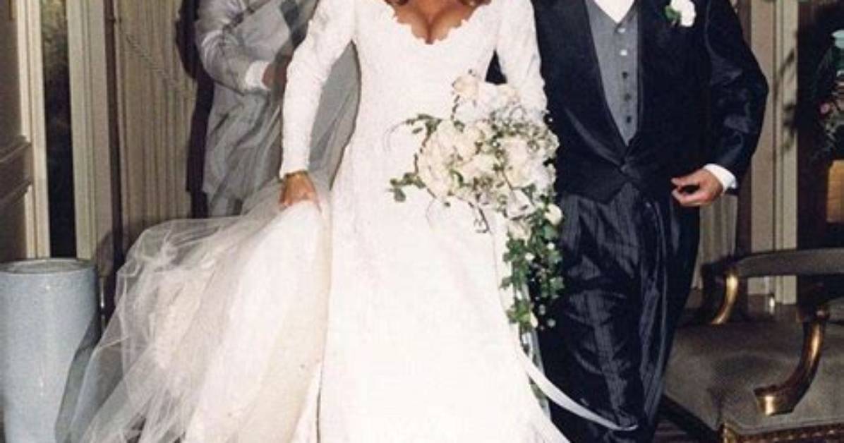 Is Rachel Hunter's Heart Taken?