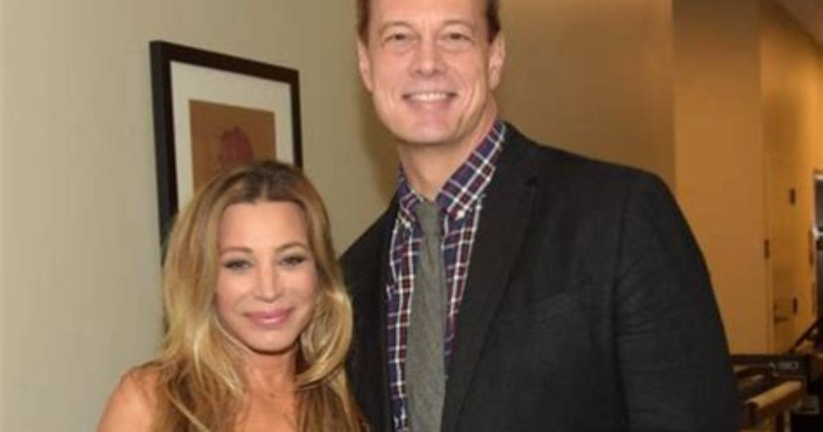 Is Taylor Dayne in a Relationship?