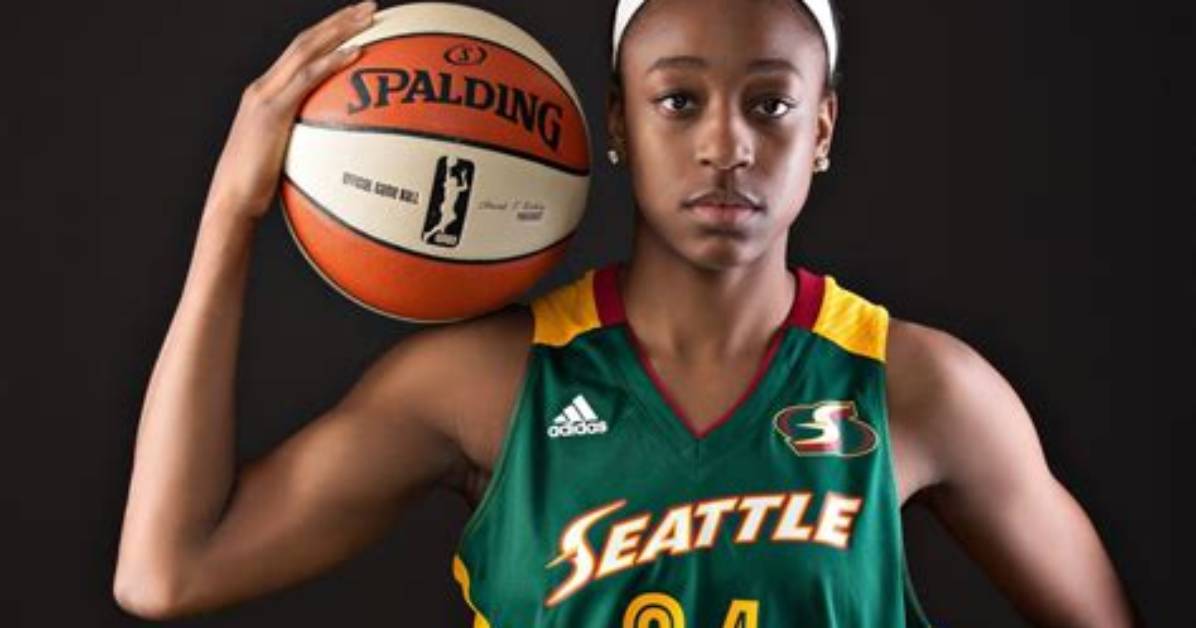 Jewell Loyd: a Look into Her Life Beyond the Court