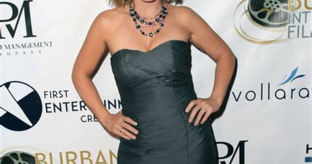 Kelly Stables: the Vibrant Star of Modern Family