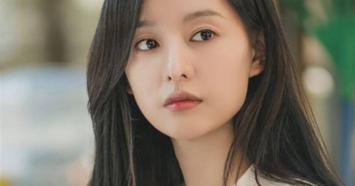 Kim Ji-Won's Age and Dating Life Unveiled
