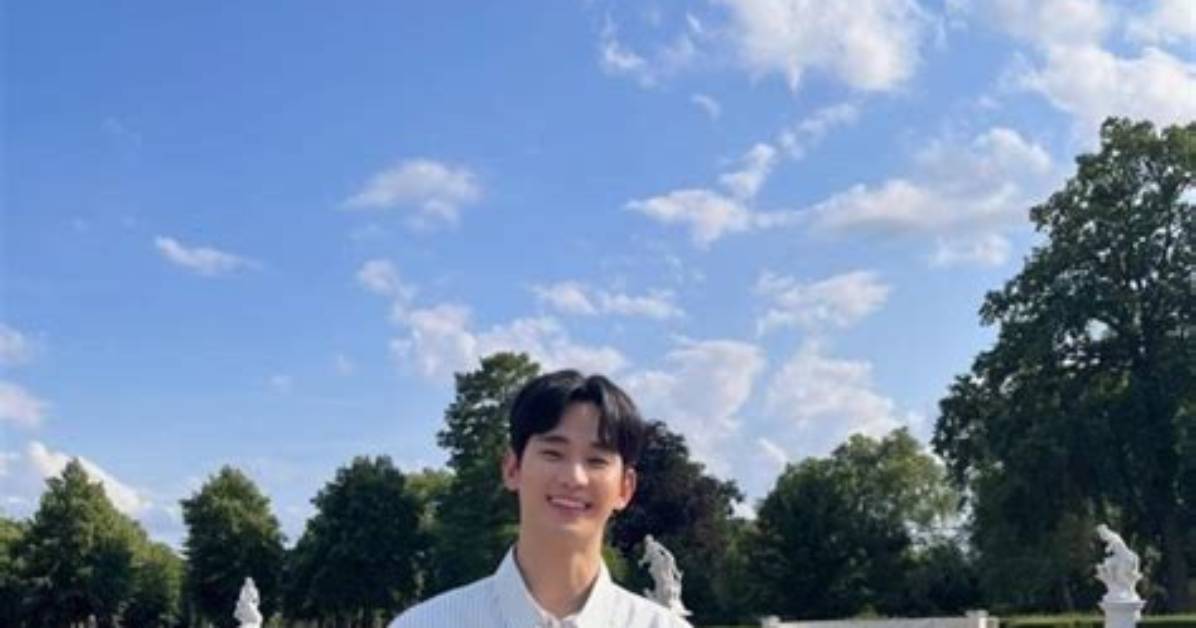 Kim Soo Hyun Personal Life