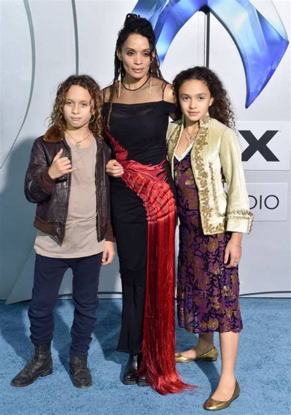 Lisa Bonet's Children: a Deep Dive into Her Family Life