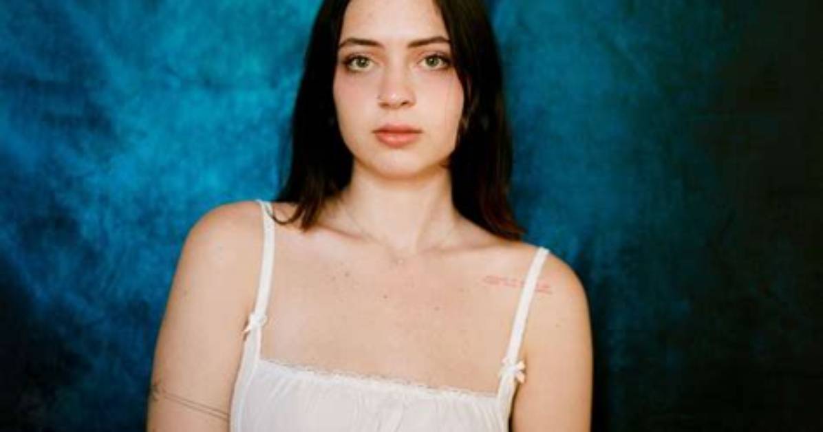 Lizzy Mcalpine: Exploring Her Love Life and Romantic Connections
