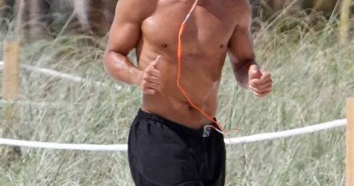 Mario Lopez's Height: Uncovering the Intriguing Details