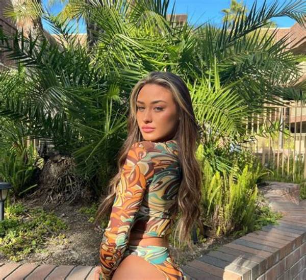 Mckinley Richardson: Influencers Gone Wild