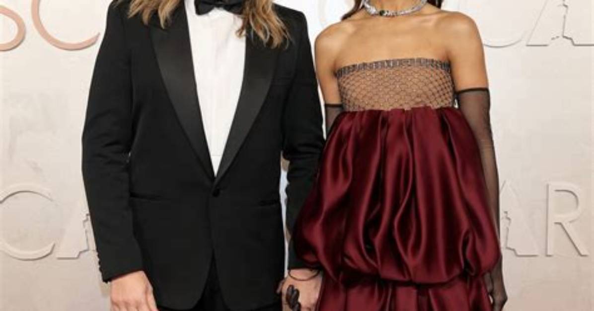 Meet Cisely Saldana, Zoe Saldana's Stunning Twin Sister