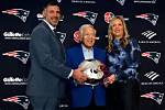 Meet Mike Vrabel Kids: Tyler Vrabel and Carter Vrabel, Wife and Net Worth