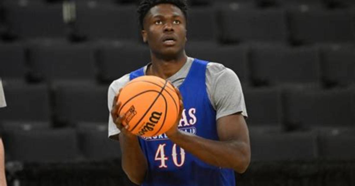 Meet the Family Behind the Rising Star