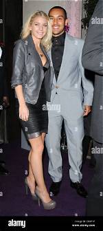 Melanie Slade Met Her Husband for the First Time at a Shopping Center