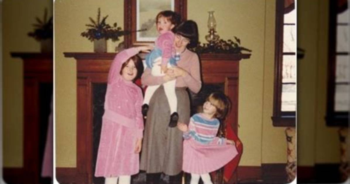 Mitch Mcconnell's Daughters: a Closer Look at Their Lives and Influence