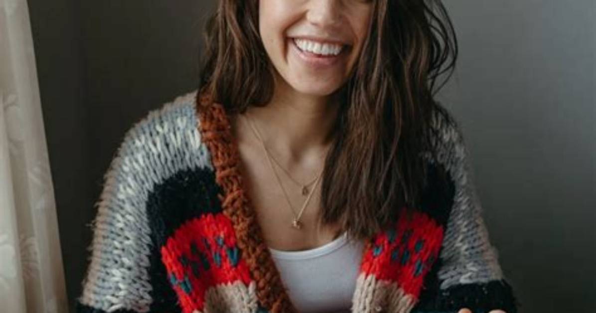 Molly Yeh Height, Weight, Net Worth, Age, Birthday, Wikipedia, Who, Instagram, Biography