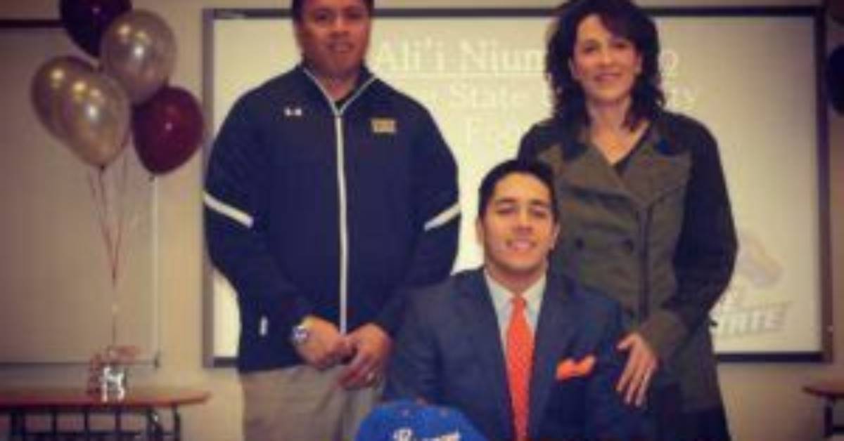 Navy Football Coach Ken Niumatalolo Wife Barbara Niumatalolo Is from Guam