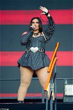 Nelly Furtado Embraces Her Naturally Curvaceous Body