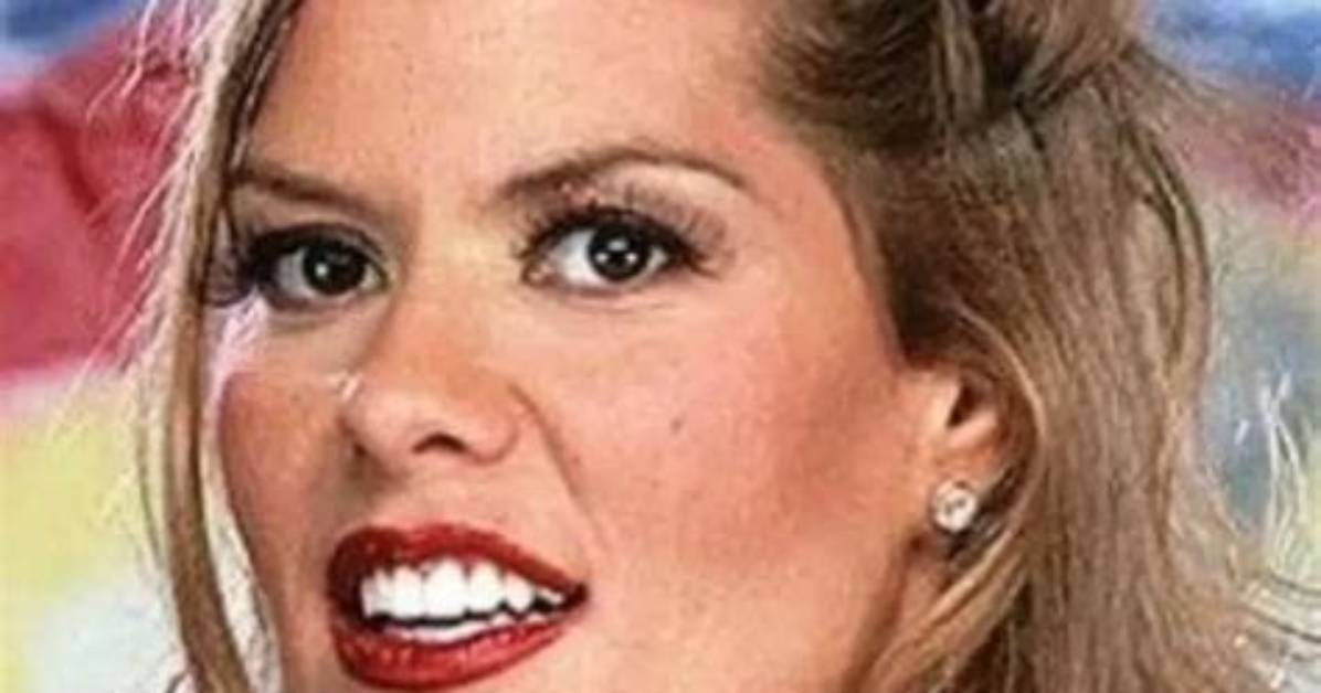 Nikki Glasers Height, Weight, Net Worth, Age, Birthday, Wikipedia, Who, Nationality, Biography