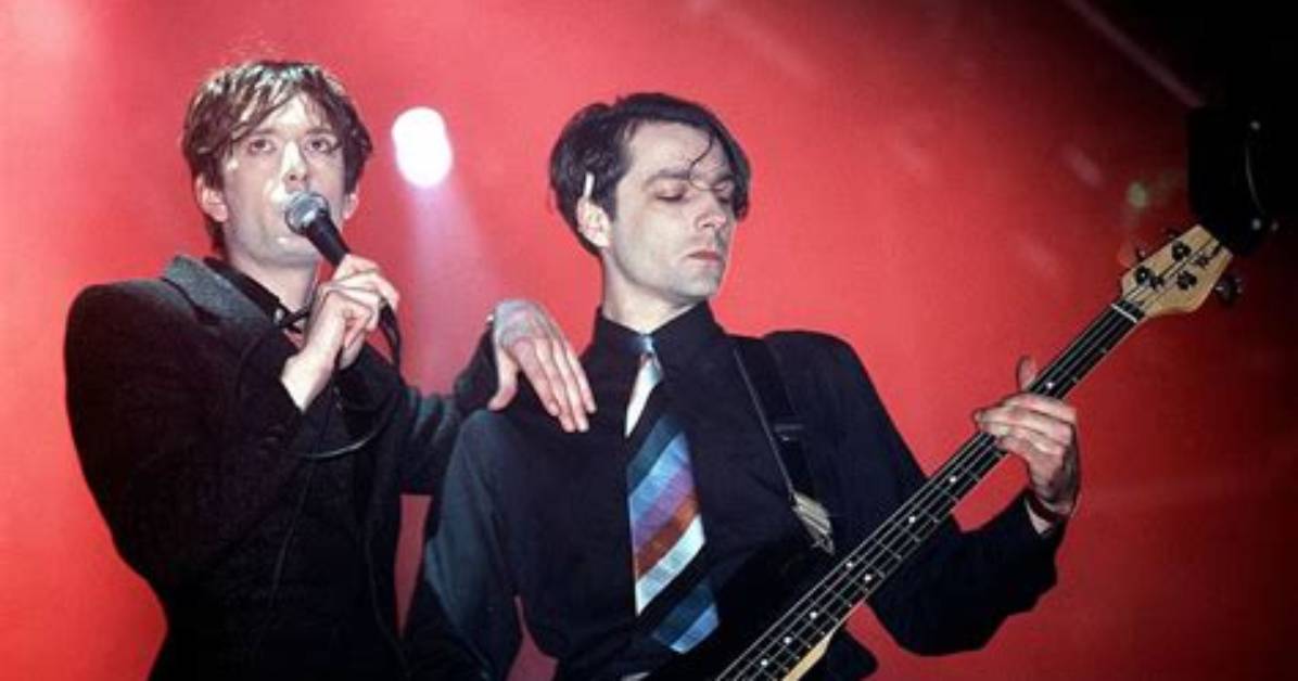 ‘Pulp’ Bass Guitarist Steve Mackey Dies at 56