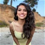 Simmi Singh Height, Weight, Net Worth, Age, Birthday, Wikipedia, Who, Nationality, Biography