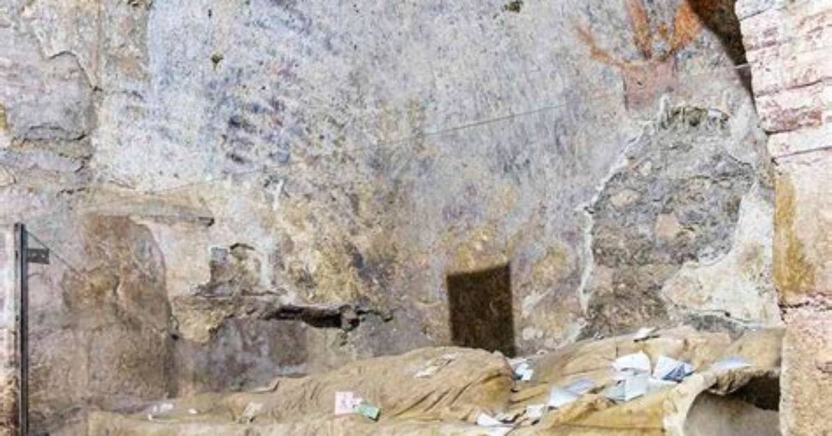 St. Nicholas’ Grave Found Beneath Church in Turkey: ‘Extremely Important Discovery, ’ Expert Says
